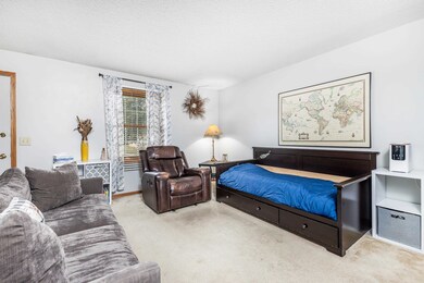 2820 John F. Kennedy Rd, Dubuque, IA 52002 - photo 2