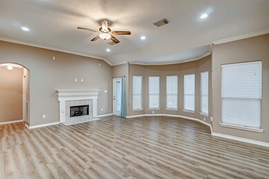 14226 Cally Cir, Needville, TX 77461 - photo 5