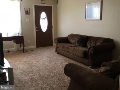 1049 Tremont Dr, Glenolden, PA 19036 - photo 5