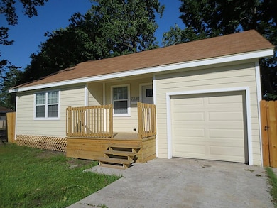 7230 Saint Augustine St, Houston, TX 77021 - photo 3