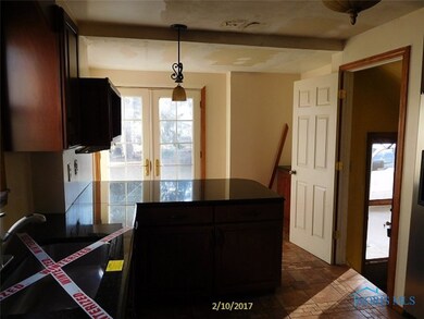 KITCHEN - EATING AREA AND FRENCH DOORS TO DECK