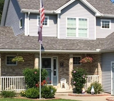 31 Daisy Ln, Ludlow, MA 01056 - photo 2