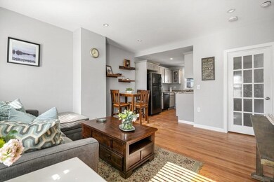 520 E 3rd St unit 3, Boston, MA 02127 - photo 2