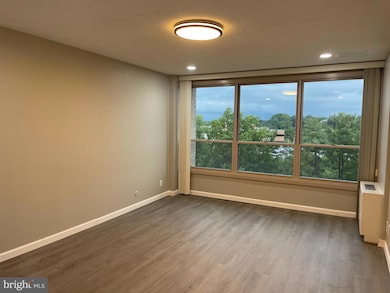 Green Hill Condominiums unit E-1107, Wynnewood, PA 19096 - photo 5