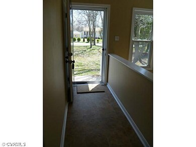 Foyer - Foyer - Notice New Storm Door and New Viny