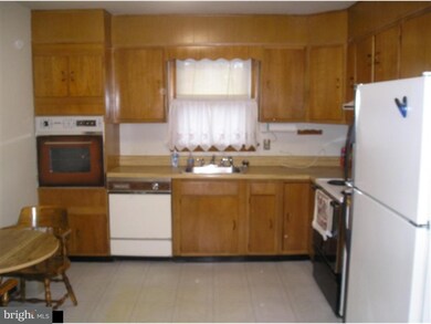 2434 Mistletoe Ln, Millville, NJ 08332 - photo 5