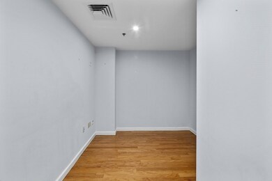 The Strada 234 unit 904, Boston, MA 02114 - photo 7