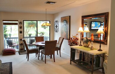 Dining room/main room