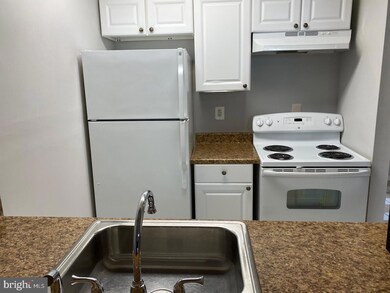 123 2nd St unit 4, Laurel, MD 20707 - photo 4