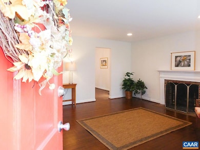 613 Shamrock Rd, Charlottesville, VA 22903 - photo 2