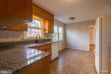 12 Berkshire Dr, Princeton Junction, NJ 08550 - photo 6