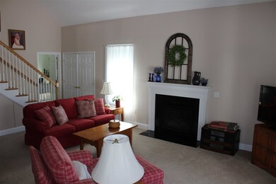 13 Sugar Plum Ln, Londonderry, NH 03053 - photo 7