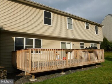 7202 Scenic View Dr, Macungie, PA 18062 - photo 2