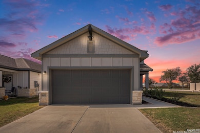 16615 Ginger Crossing, Elmendorf, TX 78112 - photo 2