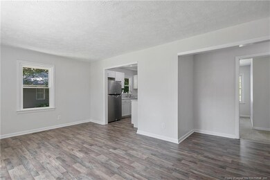 330 Richmond Dr, Fayetteville, NC 28304 - photo 6