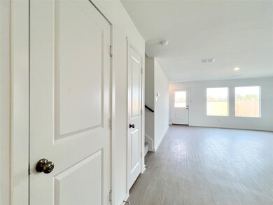 4012 Twinleaf Dr, Crowley, TX 76036 - photo 7