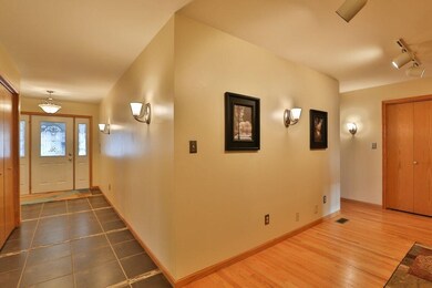 632 N Oriole Ave, Griffith, IN 46319 - photo 2