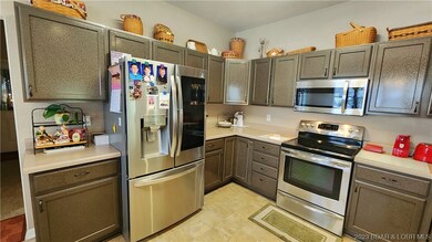 Updated stainless steel appliances