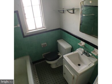 173 Berkley Ave, Lansdowne, PA 19050 - photo 7