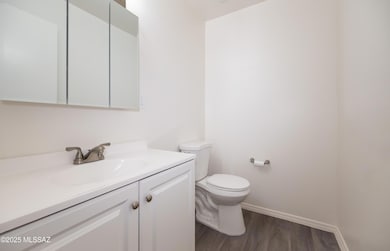 2950 N Alvernon-3
