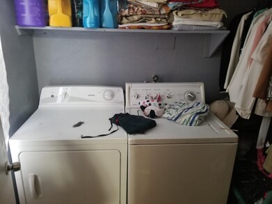 594 Andover St, Lawrence, MA 01843 - photo 7