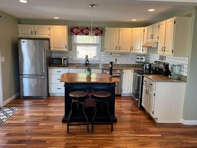 47 Kienia Rd, Hudson, NH 03051 - photo 3