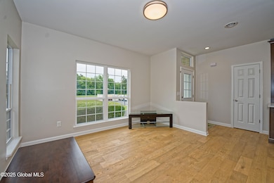 614 Apex Ln, Troy, NY 12182 - photo 6