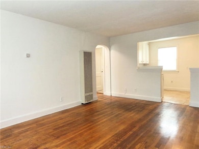 Living Room with hardwood floor