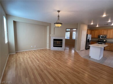 10296 Splendor Ridge Ave, Las Vegas, NV 89135 - photo 4