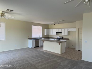 855 W Caroline Ln, Chandler, AZ 85225 - photo 4