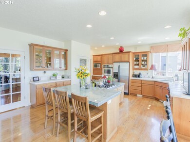 23004 Bland Cir, West Linn, OR 97068 - photo 4