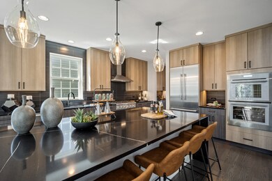 2820 Parkside Cir, Glenview, IL 60026 - photo 5