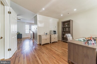 15821 Erwin Ct, Bowie, MD 20716 - photo 4