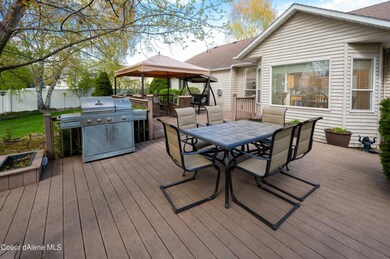 BACK DECK