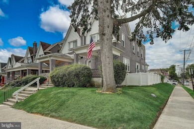 302 S Fulton St, Allentown, PA 18102 - photo 3