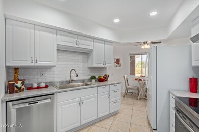 13654 N 108th Dr, Sun City, AZ 85351 - photo 2