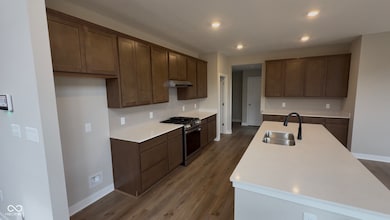 9799 Creekside Cir, McCordsville, IN 46055 - photo 2