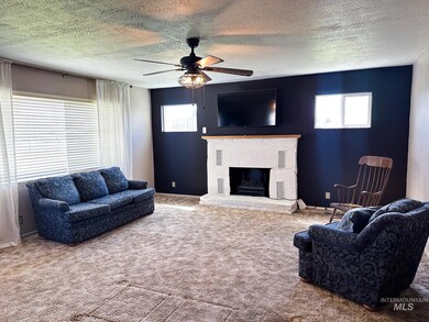 3002 Overland Ave, Burley, ID 83318 - photo 7