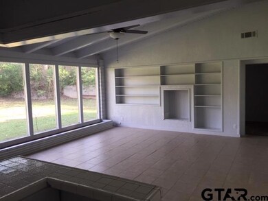 708 708 E Loftin, Tyler, TX 75701 - photo 2