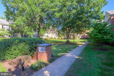 6509 Potomac Ave unit A2, Alexandria, VA 22307 - photo 3