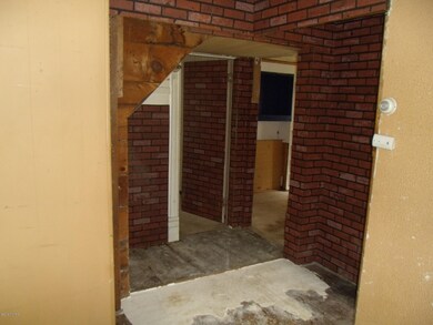 202 N Lagrave St, Paw Paw, MI 49079 - photo 4