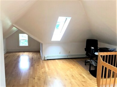 74 Chestnut St unit 3, Brookline, MA 02445 - photo 4