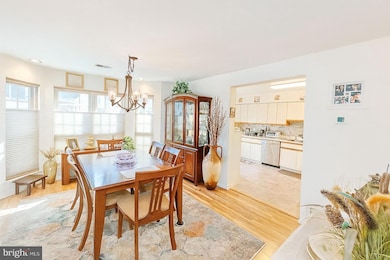 1308 Foxmeadow Dr unit CONDO 1308, Royersford, PA 19468 - photo 6