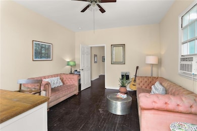 1128 Clouet St, New Orleans, LA 70117 - photo 2