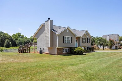 131 Peachtree Ln SE, Calhoun, GA 30701 - photo 2