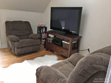 438 3rd St unit 2, Ann Arbor, MI 48103 - photo 5