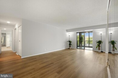 Montebello unit 605, Alexandria, VA 22303 - photo 4