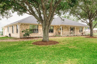 6612 Mildred Rd, Needville, TX 77461 - photo 2