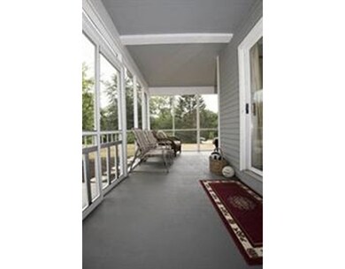 16 Camelot Cir, Dudley, MA 01571 - photo 7