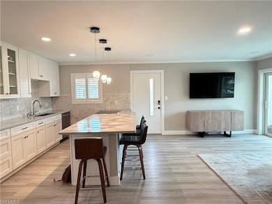 1100 Gulf Shore Blvd N unit 301, Naples, FL 34102 - photo 5